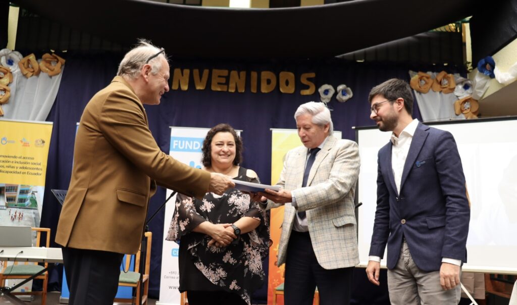 Lanzamiento de proyecto de educación inclusiva en Ecuador